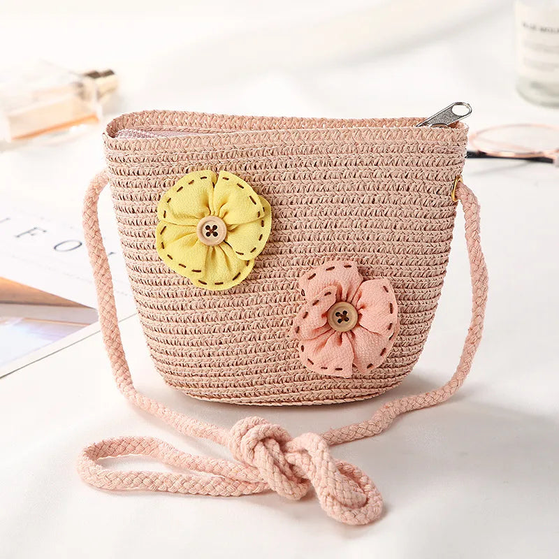 Flower Straw Shoulder Bag