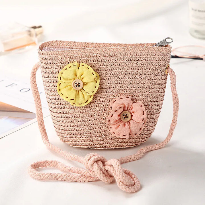 Flower Straw Shoulder Bag