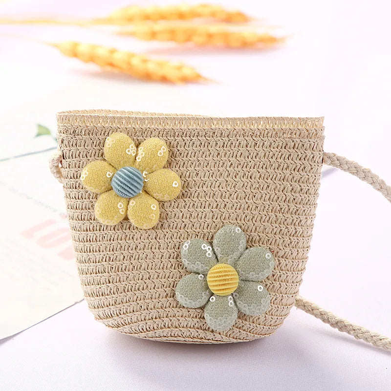 Flower Straw Shoulder Bag