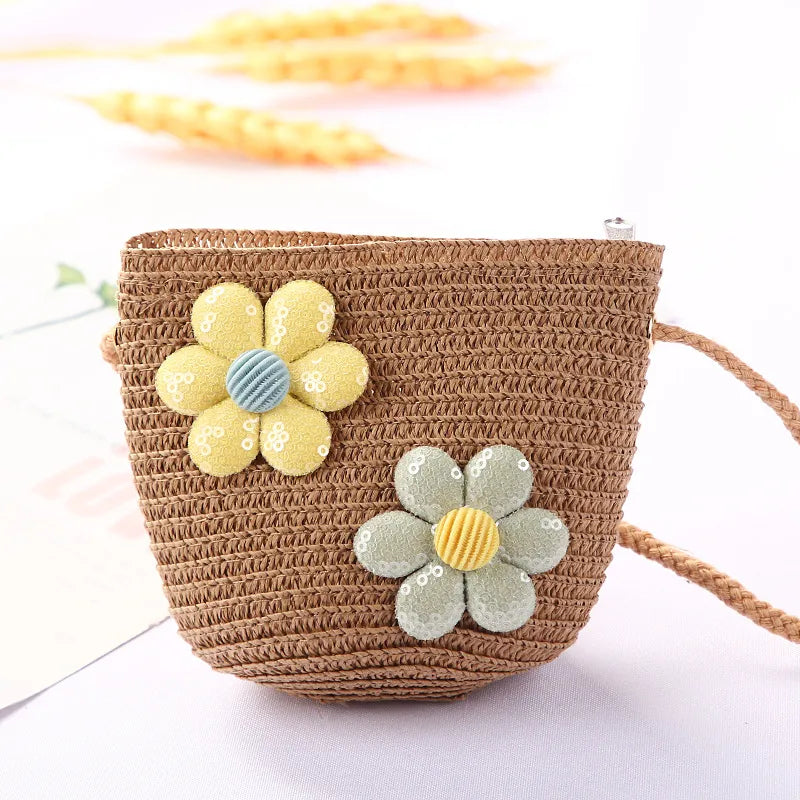 Flower Straw Shoulder Bag